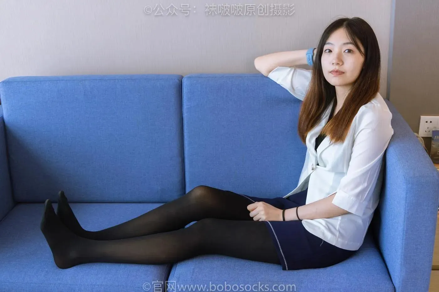 [BoBoSocks袜啵啵]NO.150 小甜豆-高跟鞋、厚黑丝 [140P]插图1